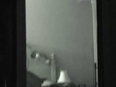 שתי בנות חזה בחדר הלבשה ספורט מלטפות זו את סרטי סקס ערבי חינם הנרתיק של זו.
