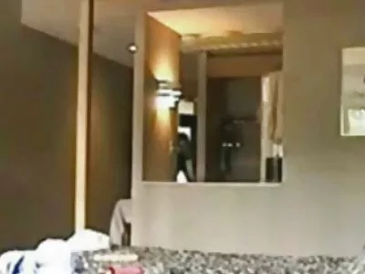 ברונטית נהנית ממין אנאלי נפלא עם סרטי סקס באורך מלא חינם בן זוג חזק על הרצפה.