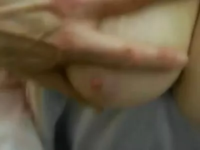 לסביות מעדיפות חבטות קבוצתיות זו עיסוי אירוטי סרטים עם זו ובהצטיינות מחרשה.