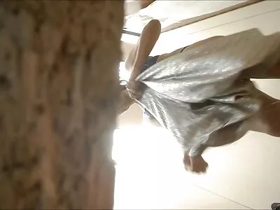 יפהפיות סרטי פורנו לצפיה בחינם מקועקעות במהלך סקס קבוצתי לזיין בחור אחד.