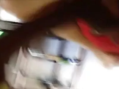 אחיות במהלך סרטי סקס באורך מלא חינם העיסוי נהנות מהגוף המקועקע של הלקוח ומסיימות.
