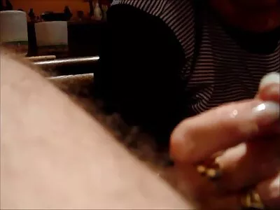 בחורה סקסית עם גזרה סרטי סקס מלא חינם מהממת פורשת את רגליה של חברתה.