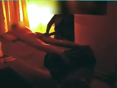 MILF מדהים בגרביים סרטי סקס באורך מלא חינם לוקח זין קשה בפי הטבעת שלה