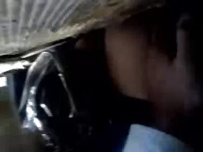 אמא ובתה הצעירה מקיימות סקס קבוצתי סרט אירוטי באורך מלא עם בחור.