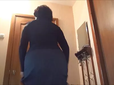 בחורה צעירה זוכה לחדירה סרטי סקס אלים חינם כפולה משני בחורים.