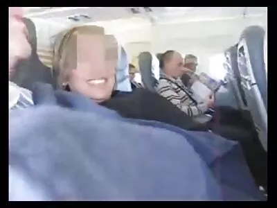 הברונטית האירה את הכוס, והבחור סרטי פורנו לצפיה ישירה חינם עזר לה לקבל באז אמיתי.