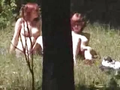 נתן לברונטית חדירה סרטי סקס לצפיה חינם כפולה עם חברים זקופים.