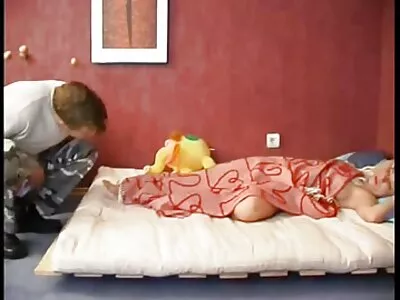חברה עם כוס שעיר וציצים גדולים סרט כחול חינם מזדיין עם בחור.